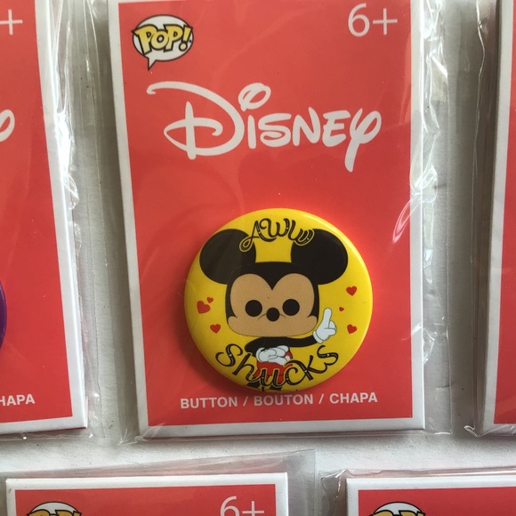 DISNEY VALENTINES DAY FUNKO SET OF 7 PINS NWT - Picture 7 of 13